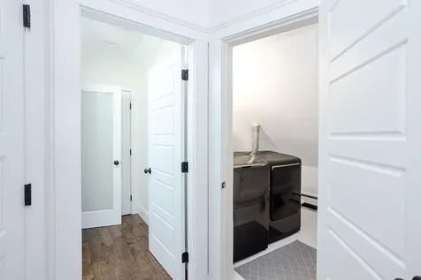 78 State Street Bristol RI 02809