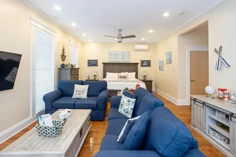 78 State Street Bristol RI 02809