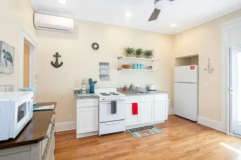 78 State Street Bristol RI 02809