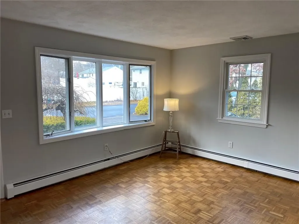 31 Washington Street North Providence RI 02904