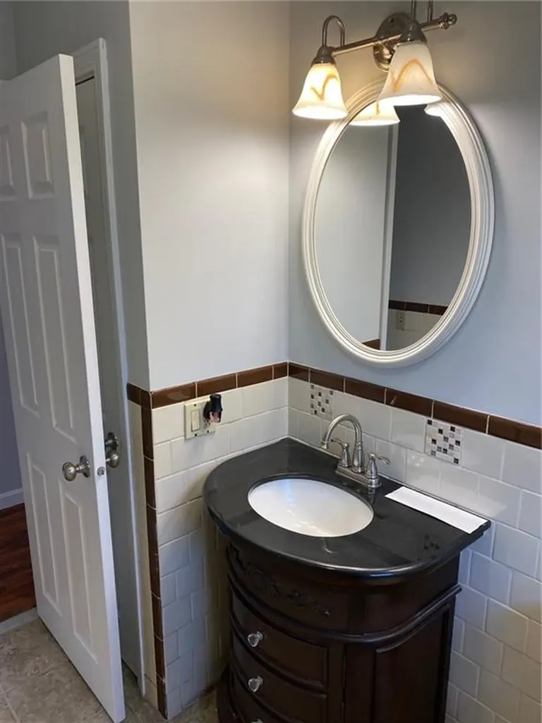 31 Washington Street North Providence RI 02904