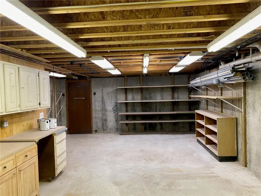 31 Washington Street North Providence RI 02904