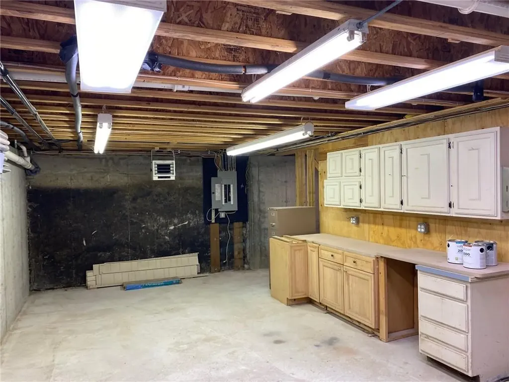 31 Washington Street North Providence RI 02904