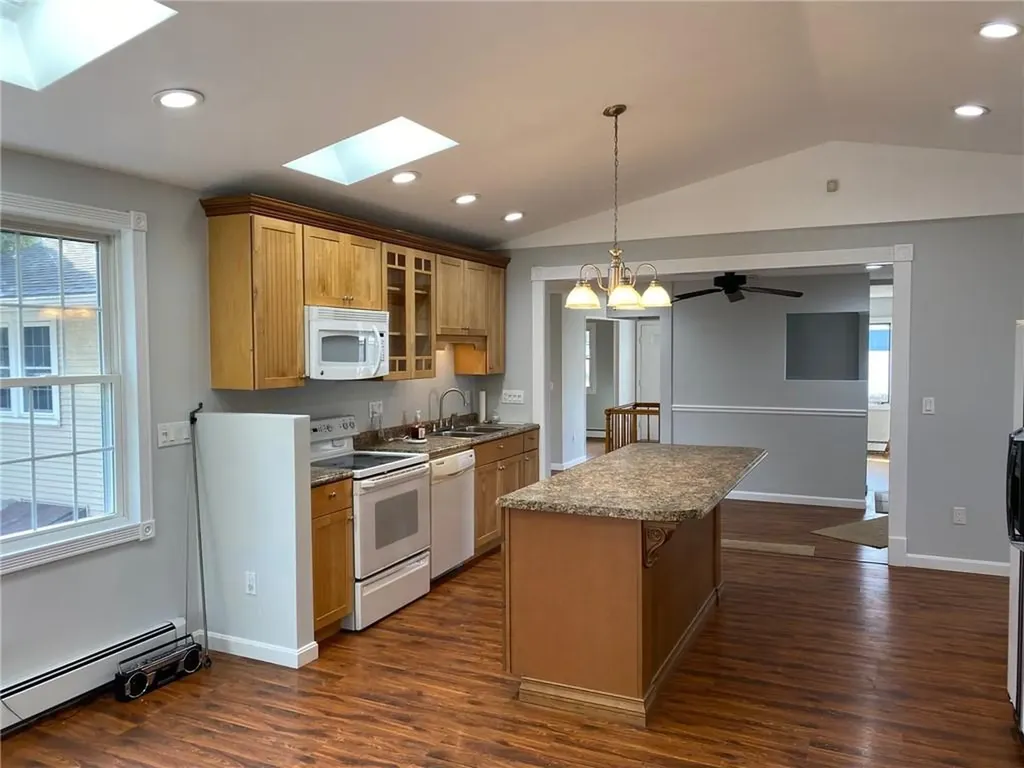 31 Washington Street North Providence RI 02904