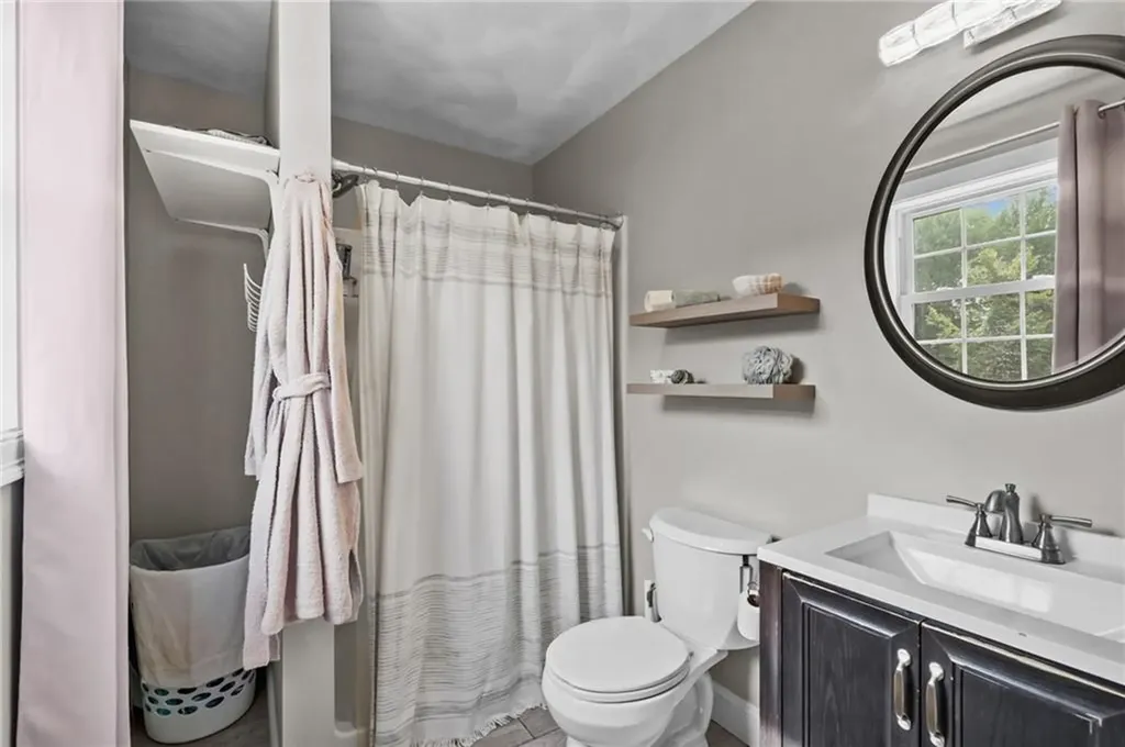 105 Amy Drive Cranston RI 02921