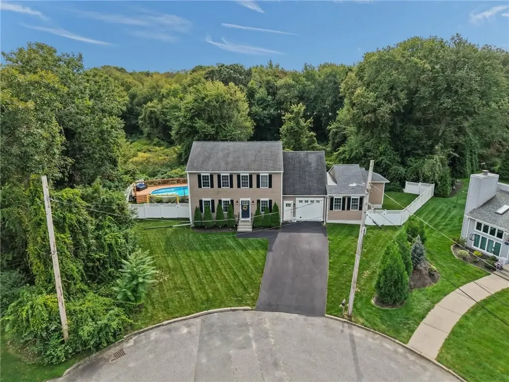 105 Amy Drive Cranston RI 02921