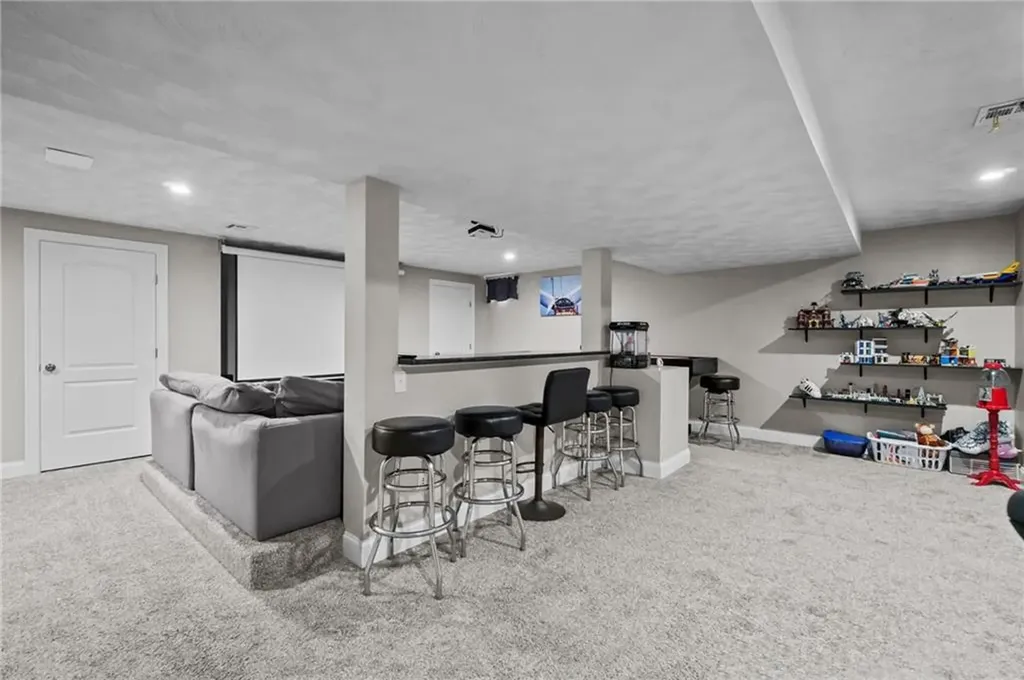 105 Amy Drive Cranston RI 02921