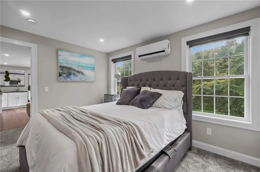 105 Amy Drive Cranston RI 02921