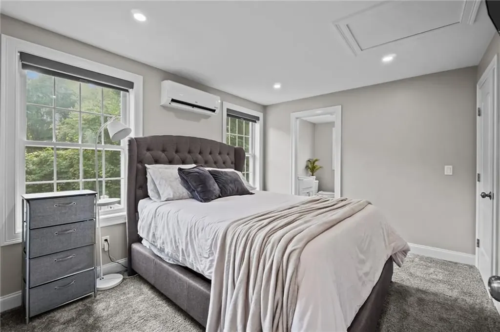 105 Amy Drive Cranston RI 02921