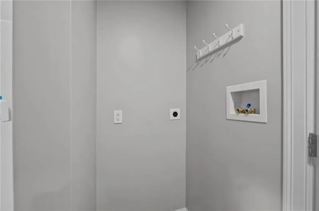 105 Amy Drive Cranston RI 02921