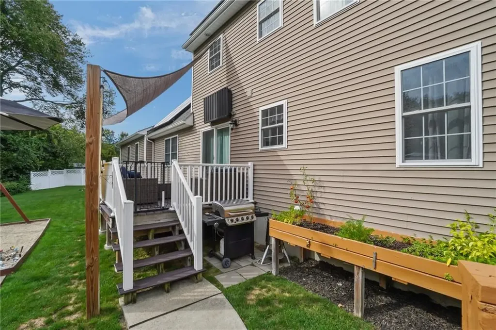 105 Amy Drive Cranston RI 02921