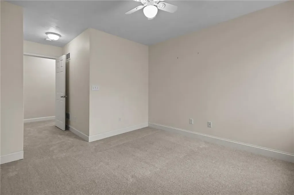 440 Captains Circle Fall River MA 02721