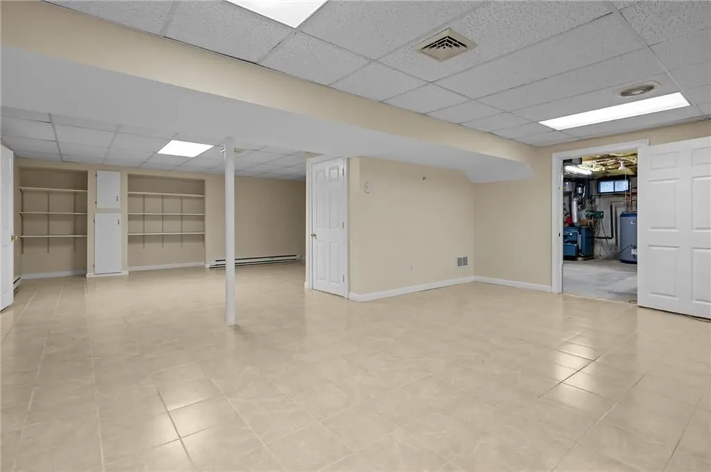440 Captains Circle Fall River MA 02721