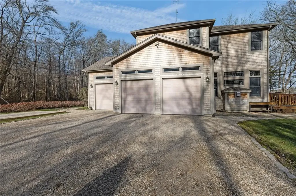 440 Captains Circle Fall River MA 02721