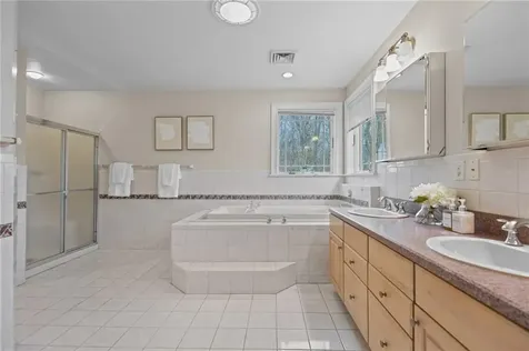 440 Captains Circle Fall River MA 02721