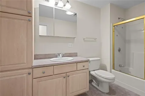 440 Captains Circle Fall River MA 02721