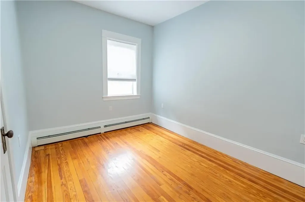 168 Waterman Avenue East Providence RI 02914