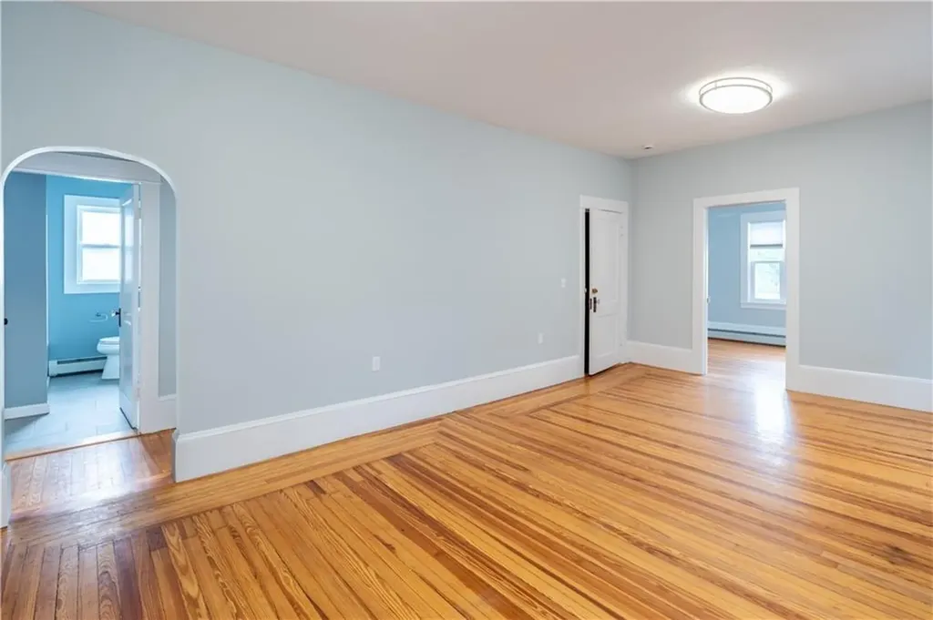 168 Waterman Avenue East Providence RI 02914
