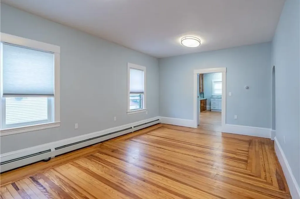 168 Waterman Avenue East Providence RI 02914