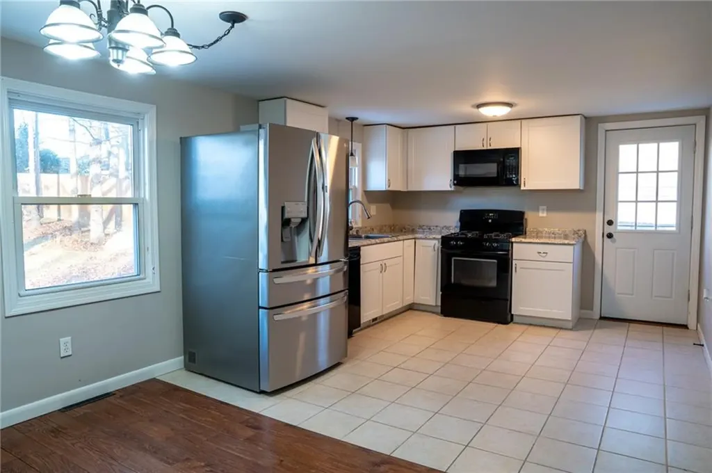 24 Howard Avenue North Providence RI 02911