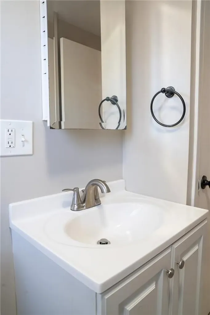 24 Howard Avenue North Providence RI 02911