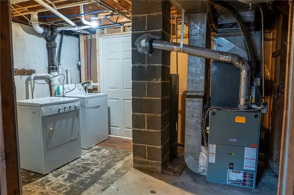 24 Howard Avenue North Providence RI 02911