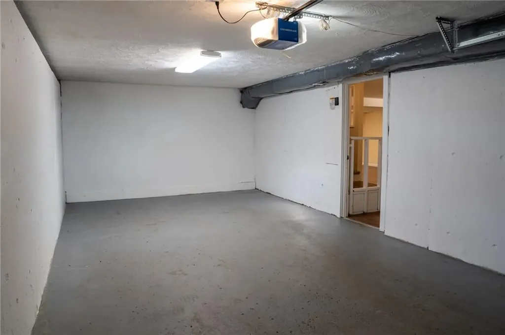 24 Howard Avenue North Providence RI 02911