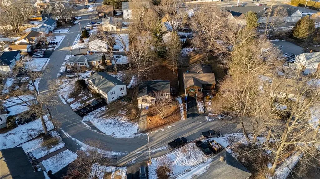 24 Howard Avenue North Providence RI 02911