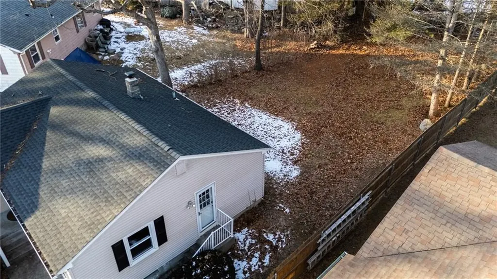 24 Howard Avenue North Providence RI 02911