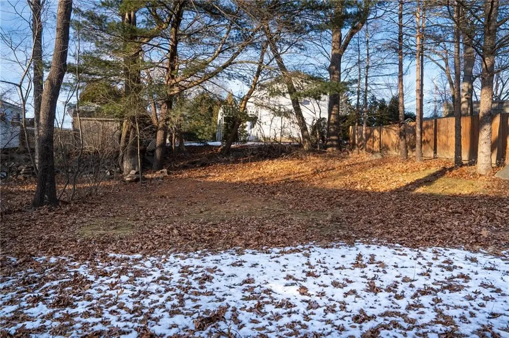 24 Howard Avenue North Providence RI 02911