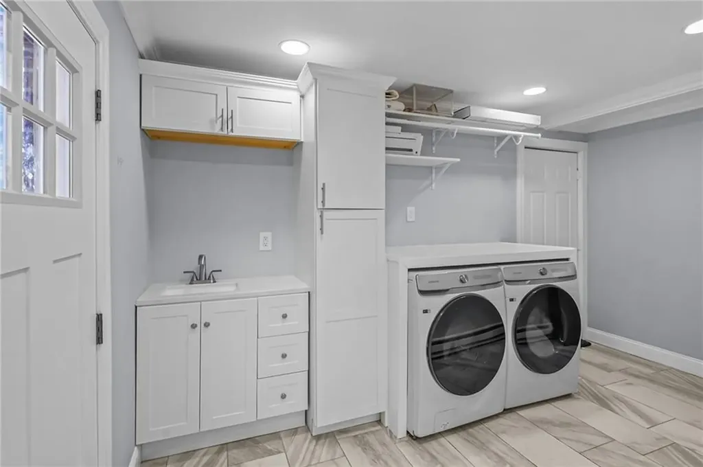 366 Woodbine Street Cranston RI 02910