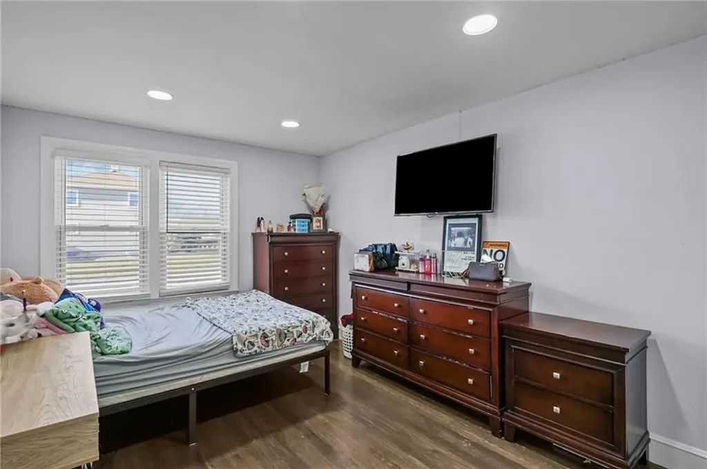 366 Woodbine Street Cranston RI 02910