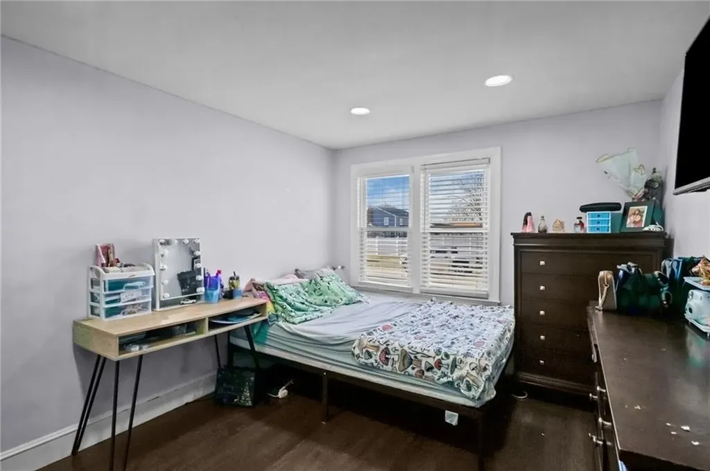 366 Woodbine Street Cranston RI 02910