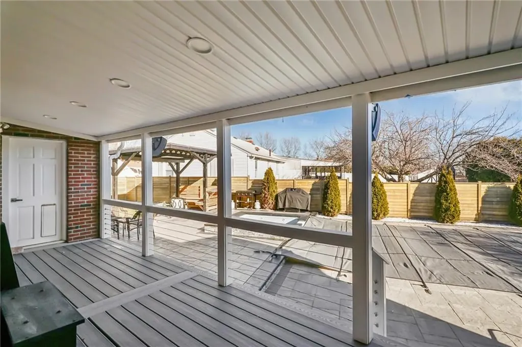 366 Woodbine Street Cranston RI 02910
