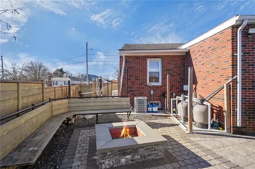 366 Woodbine Street Cranston RI 02910