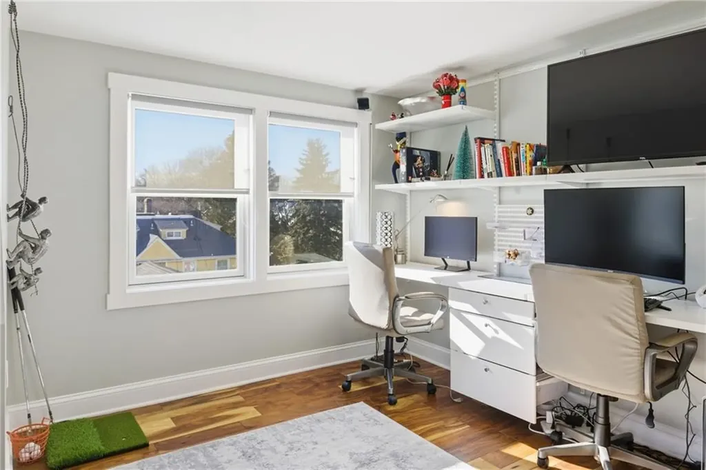 15 Vaughan Avenue Newport RI 02840