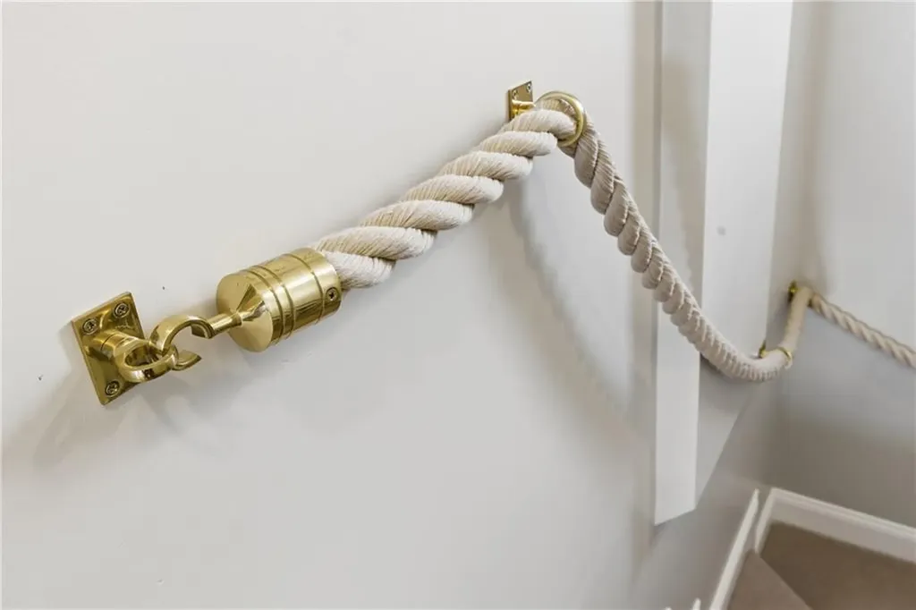 15 Vaughan Avenue Newport RI 02840