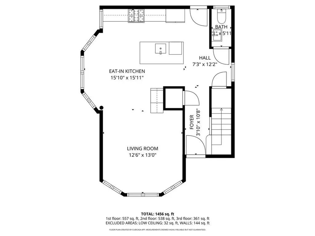 15 Vaughan Avenue Newport RI 02840