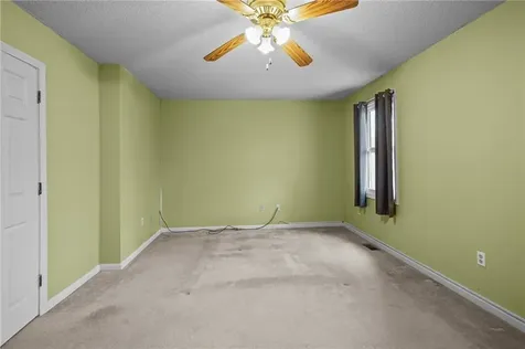 1603 Plainfield Pike Johnston RI 02919