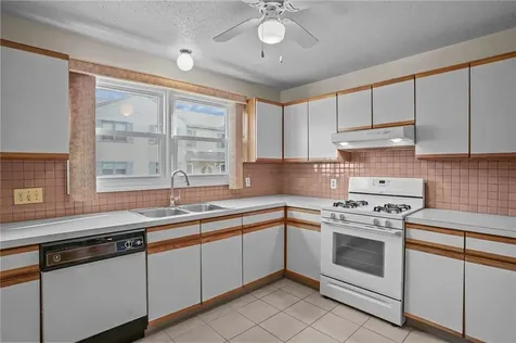 1603 Plainfield Pike Johnston RI 02919