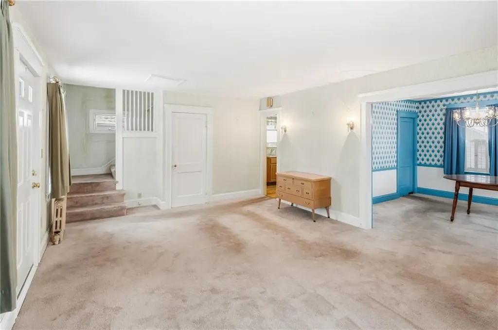 124 Ferris Avenue East Providence RI 02916