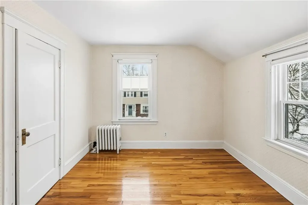 124 Ferris Avenue East Providence RI 02916