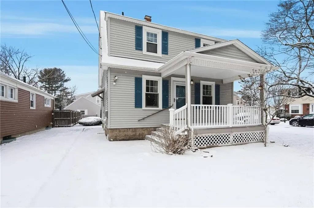 124 Ferris Avenue East Providence RI 02916