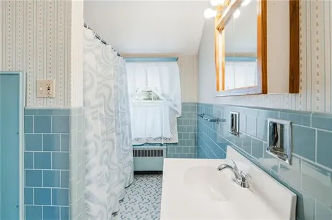 124 Ferris Avenue East Providence RI 02916