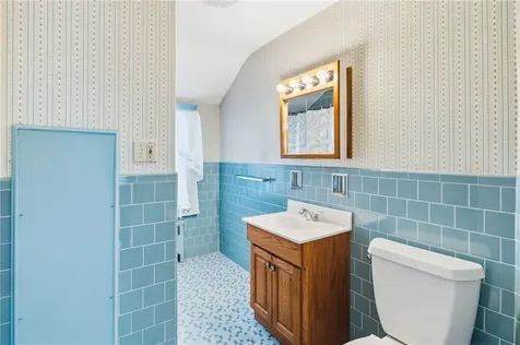 124 Ferris Avenue East Providence RI 02916