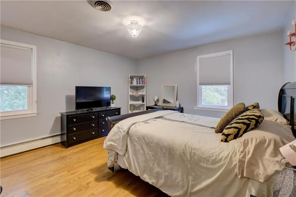 181 Heritage Drive Warwick RI 02818