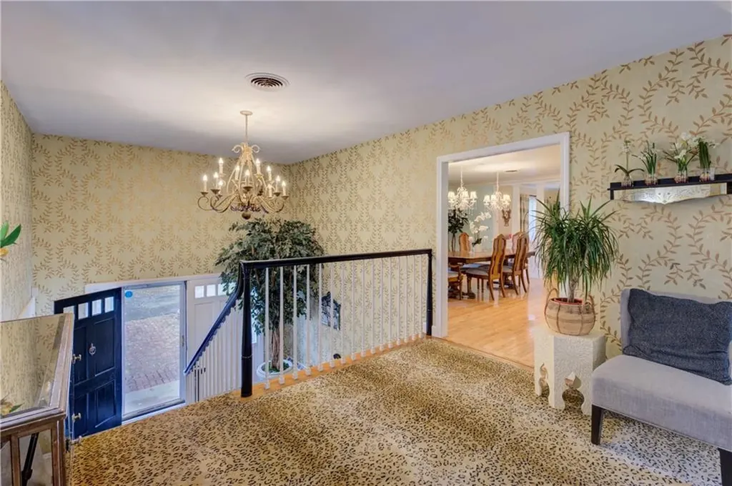 181 Heritage Drive Warwick RI 02818