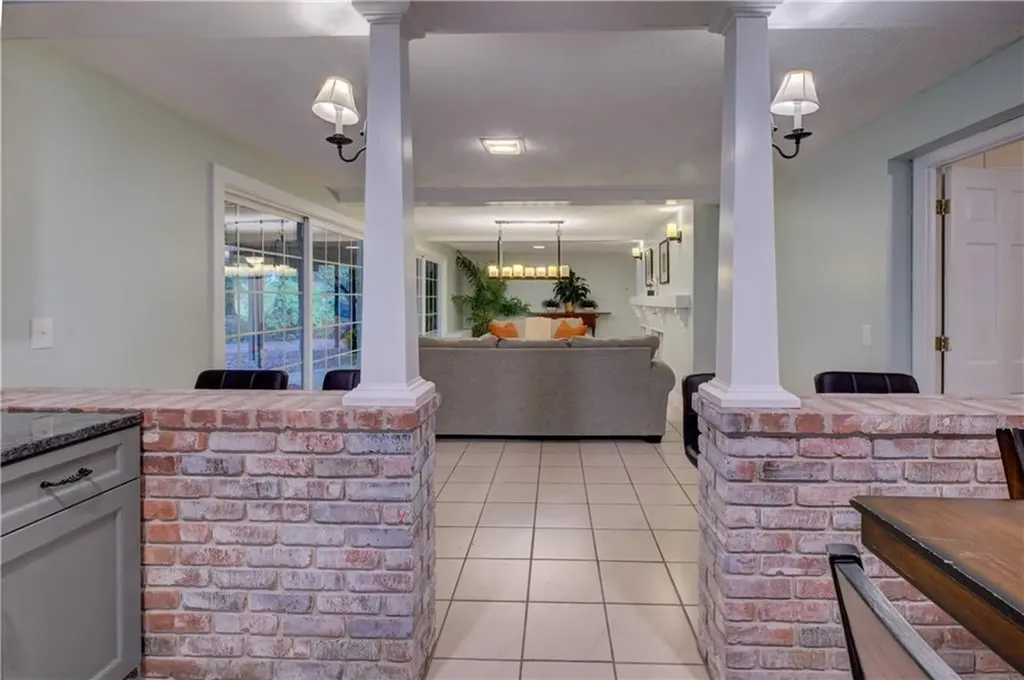 181 Heritage Drive Warwick RI 02818