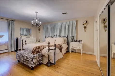 181 Heritage Drive Warwick RI 02818