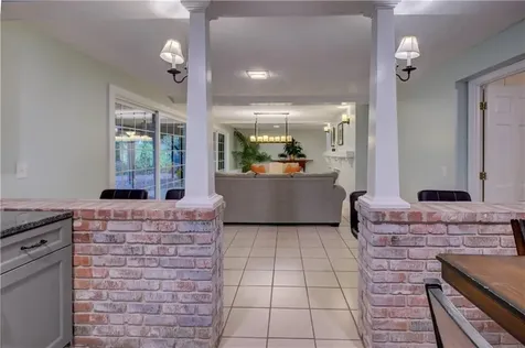 181 Heritage Drive Warwick RI 02818